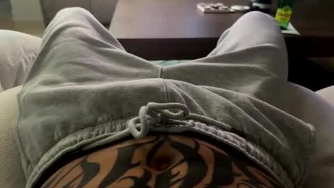 Snapshot of uncutgem777 chatting on 02/04/26, 11:09 uncutgem777 online show from 02/04/26, 11:09