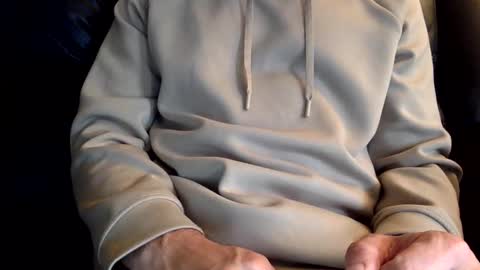 Snapshot of uncutone2345 chatting on 10/26/25, 09:21 uncutone2345 online show from 10/26/25, 09:21