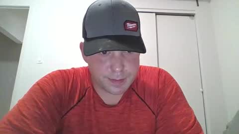 Snapshot of uncutstud18 chatting on 11/29/25, 05:32 UncutStud online show from 11/29/25, 05:32