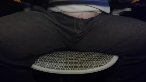 Under the desk online show from 02/20/26, 03:34