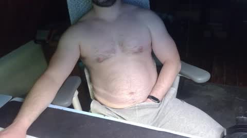 Under the desk online show from 03/28/26, 05:45