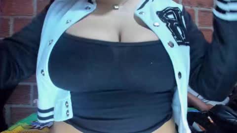 Coraline  Eliot online show from 09/19/25, 05:20