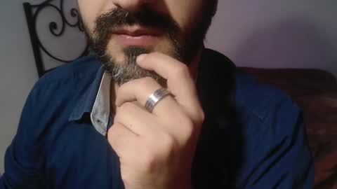 Giov online show from 11/16/25, 08:47