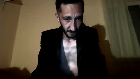 underguy19 online show from 09/18/25, 08:33