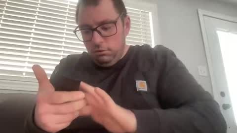 Snapshot of ungerisland chatting on 12/25/24, 03:49 ungerisland online show from 12/25/24, 03:49