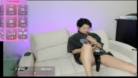 Snapshot of unholyjelly chatting on 02/07/26, 02:04 Jelly online show from 02/07/26, 02:04