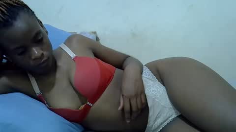 Snapshot of unholymercy chatting on 12/13/25, 10:48 mercy online show from 12/13/25, 10:48