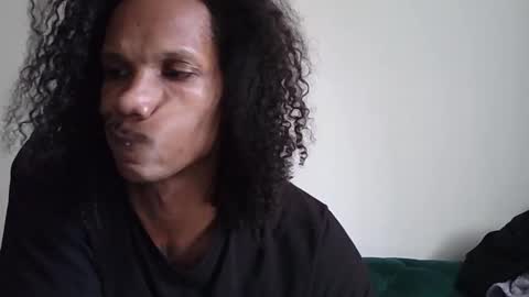 Uni Ball online show from 03/25/26, 01:39