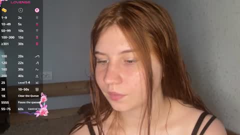 Snapshot of unicuty chatting on 07/19/26, 01:15 Mila here online show from 07/19/26, 01:15