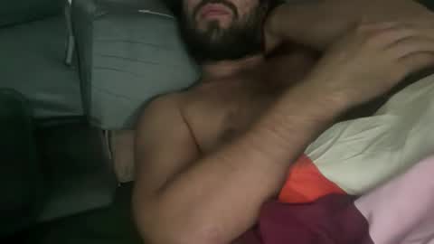 Snapshot of universalstudihoes chatting on 11/21/25, 12:15 universalstudihoes online show from 11/21/25, 12:15