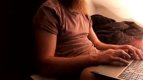 unknownbeard89 online show from 02/12/25, 01:37