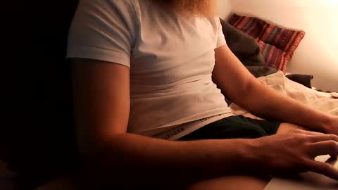 unknownbeard89 online show from 02/22/25, 09:56