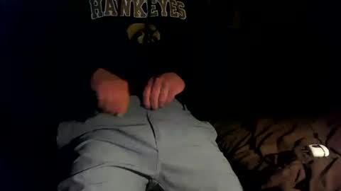 untouchableace84 online show from 11/23/25, 02:22