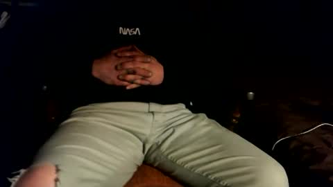 untouchableace84 online show from 12/18/25, 12:17