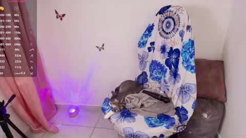 Snapshot of unu_nai chatting on 01/11/26, 02:16 new INSTA online show from 01/11/26, 02:16