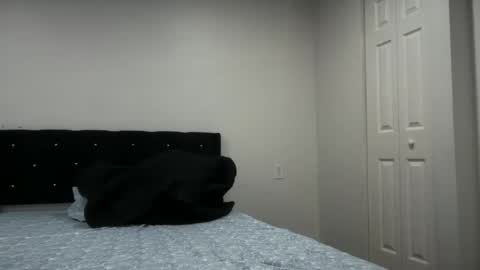 Stepbro online show from 11/23/25, 10:48