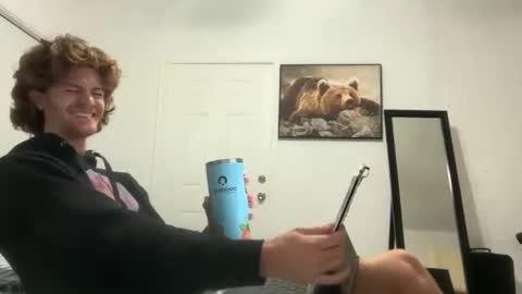 Stepbro online show from 12/01/25, 11:15