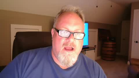 up2later online show from 09/10/25, 03:50