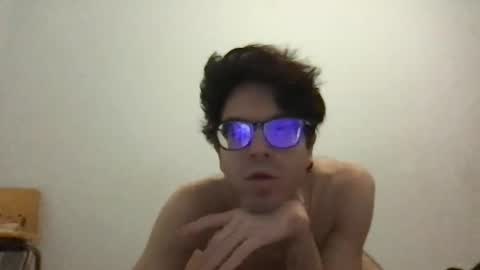 Snapshot of upsetboy chatting on 12/22/24, 02:06 deaf mute boy online show from 12/22/24, 02:06