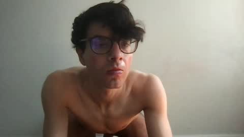 Snapshot of upsetboy chatting on 09/08/25, 04:28 deaf mute boy online show from 09/08/25, 04:28