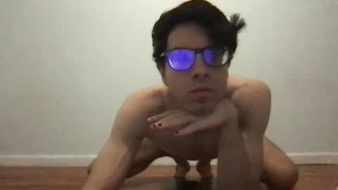 Snapshot of upsetboy chatting on 09/30/25, 04:50 deaf mute boy online show from 09/30/25, 04:50