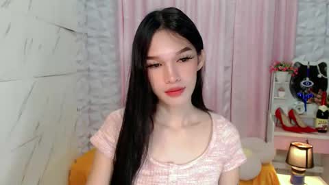 ur_asianbabexxx online show from 11/19/25, 10:15