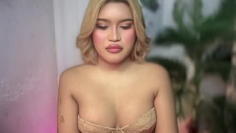 ur_bombshellpatty online show from 04/25/26, 02:25