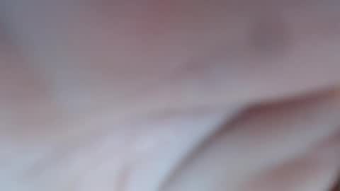 Snapshot of ur_cutiesthotasianxx chatting on 12/14/25, 02:06 Vee online show from 12/14/25, 02:06