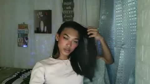 Snapshot of ur_dazzlingmorenaxx chatting on 01/07/26, 04:59 ur_dazzlingmorenaxx online show from 01/07/26, 04:59