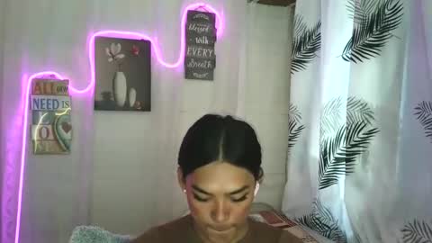 ur_dazzlingmorenaxx online show from 04/03/26, 03:15