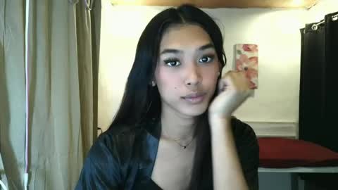 ur_dazzlingmorenaxx online show from 06/26/26, 01:37