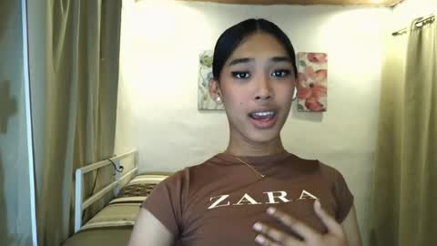 ur_dazzlingmorenaxx online show from 07/25/26, 03:09