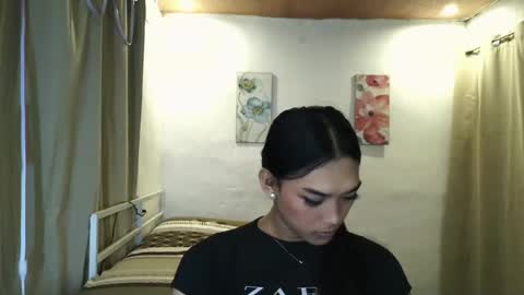 ur_dazzlingmorenaxx online show from 07/27/26, 03:57