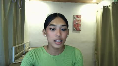 ur_dazzlingmorenaxx online show from 07/28/26, 02:13