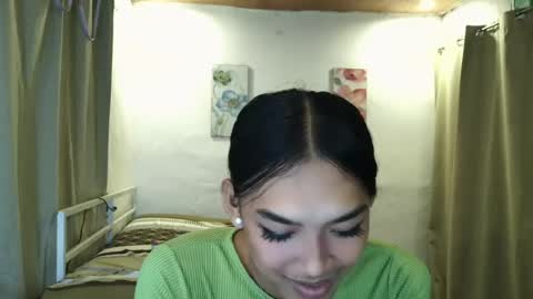 ur_dazzlingmorenaxx online show from 07/28/26, 03:21