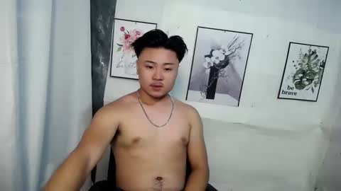 Snapshot of ur_hotguy chatting on 09/17/25, 11:45 ur_hotguy online show from 09/17/25, 11:45