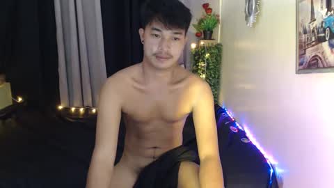 ur_hugechinito online show from 03/06/25, 10:26
