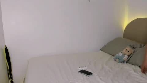 Snapshot of ur_mija_veronica chatting on 03/29/26, 09:31 Veronica Lodge online show from 03/29/26, 09:31
