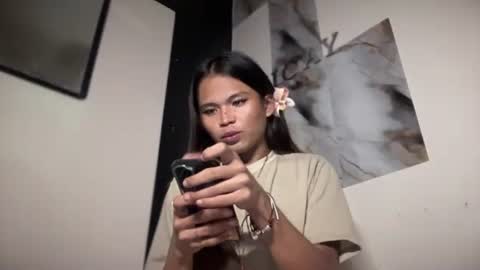 Snapshot of ur_new_obsession chatting on 02/21/26, 05:36 ur_new_obsession online show from 02/21/26, 05:36