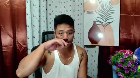 Snapshot of ur_pinoydave chatting on 12/16/24, 02:47 Dave online show from 12/16/24, 02:47