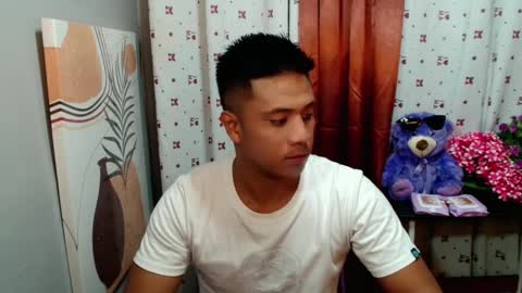 Snapshot of ur_pinoydave chatting on 02/01/25, 03:28 Dave online show from 02/01/25, 03:28