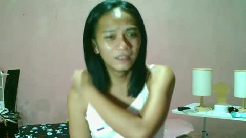 Snapshot of ur_sexybabe_ehra chatting on 03/04/25, 06:18 ur_sexybabe_ehra online show from 03/04/25, 06:18
