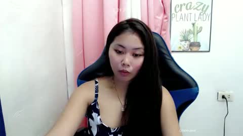 ur_small_girl online show from 11/28/25, 07:33