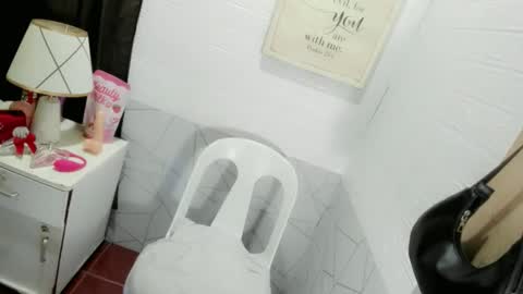 ur_sweetiechess18 online show from 09/26/25, 01:31