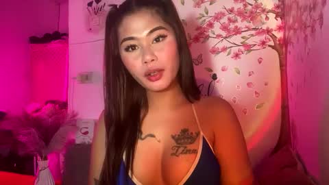 HelloIm  Girly online show from 04/30/26, 08:48