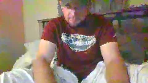 Snapshot of ur_zaddy4now chatting on 12/09/24, 02:24 ur_zaddy4now online show from 12/09/24, 02:24