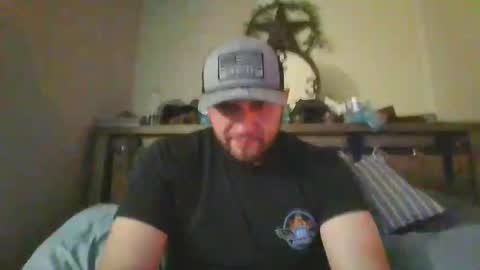 Snapshot of ur_zaddy4now chatting on 01/28/25, 07:00 ur_zaddy4now online show from 01/28/25, 07:00
