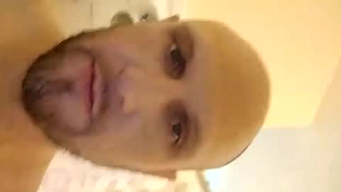 Snapshot of ur_zaddy4now chatting on 09/25/25, 04:11 ur_zaddy4now online show from 09/25/25, 04:11