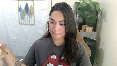 Snapshot of urasian_erica chatting on 07/15/26, 11:21 urasian_erica online show from 07/15/26, 11:21