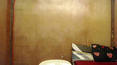 Snapshot of urasian_hotchix69 chatting on 12/12/24, 07:04 Lycah online show from 12/12/24, 07:04